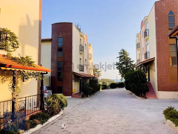 Didim Golden Beach Sitesinde Kiralık Eşyalı Villa 2