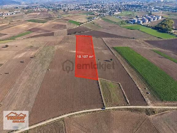 Vezirev Emlak'tan Yeni Toki İlerisinde 18.107 M2 Satılık Tarla 1