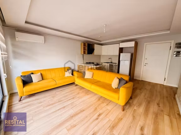 Güzelyalında Havuz, Fitness Ve Kafeterya İmkânlı 1+1 Kiralık 1