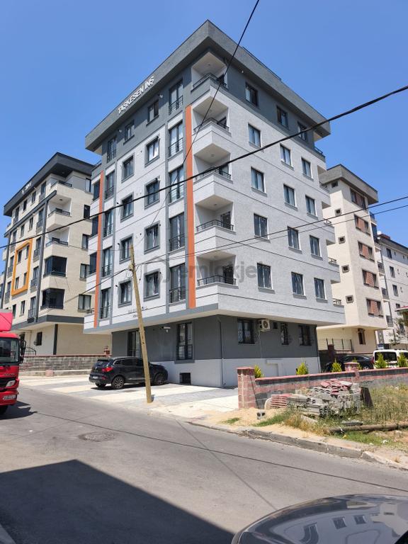 Sultanbeyli Necipfazıl Mah Satılık 95 M.2+1 Lüks Arakat Daireler 1
