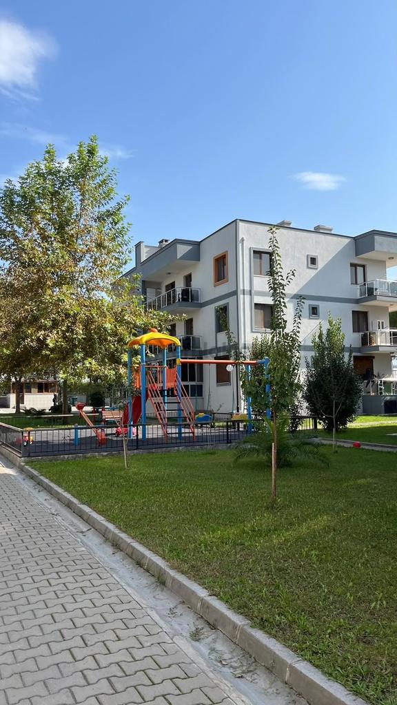 Karali Mahallesi Villalar Bölgesi Kiralık Daire Site İçi 3+1 120 M2 3 Katlının 2 Katı Full Özelikl 1