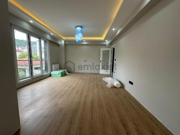 Adnan Kahveci Metroya Yürüme Arakat 2+1 Tapu Masrafsız Sıfır Satılık 1