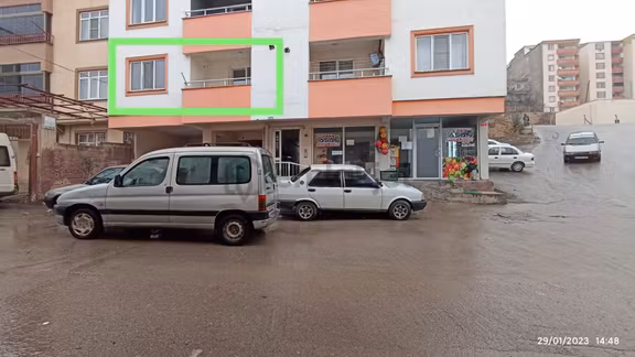 Yıldırım Emlak Piri Reis Mah. Sosyal Bil. Altı 2+1 Kiralık Daire 1