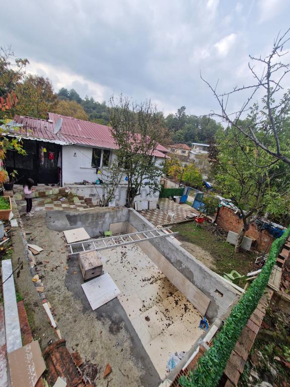 Turgutlu Dağyeniköy’de 4 Mevsim Müstakil Dağ Evi 2