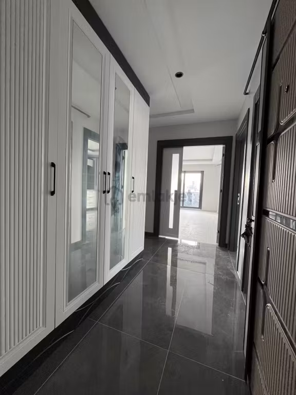 Anayola Yakın Kiralık 3+1 Geniş Ve Ferah Daire 2