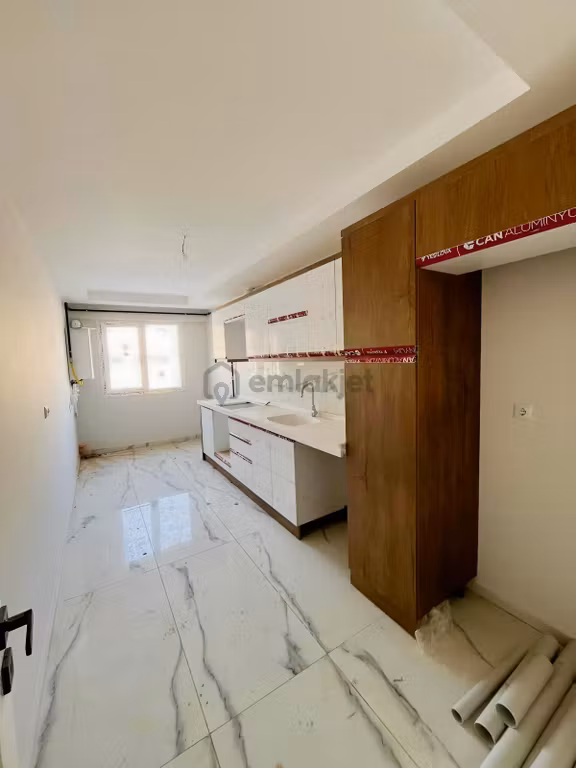 Ata Mahallesinde ||kapalı Otopark&ayrı Mutfak 2+0 Tapu Masrafsız 2
