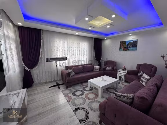 İstiklal Mhl Kafadar Sağlıkocagı Cvr 3+1 Yıkım Kararsız Daire 1