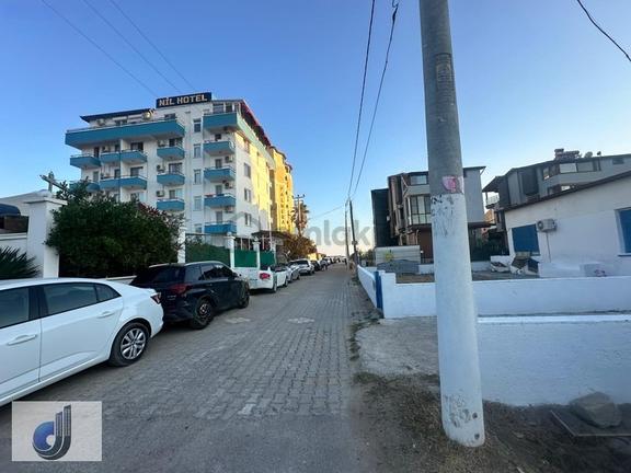 Ayvalık Sarımsaklı'da Satılık Ticari Arsa 1