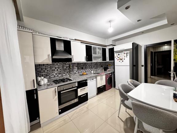 Atlı Lifeden Radısson Hotel Arkasında 3+1 Satılık Fırsat Daire 1
