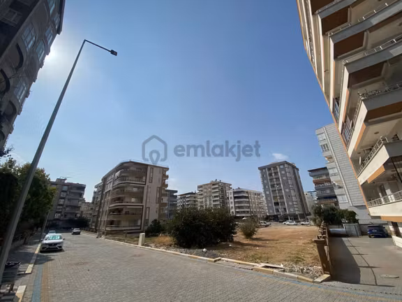 Yavuz Emlak Tan Kiralık Giriskat Şenevler Mahallesi'nde 4 Oda Yerden Yüksek 2
