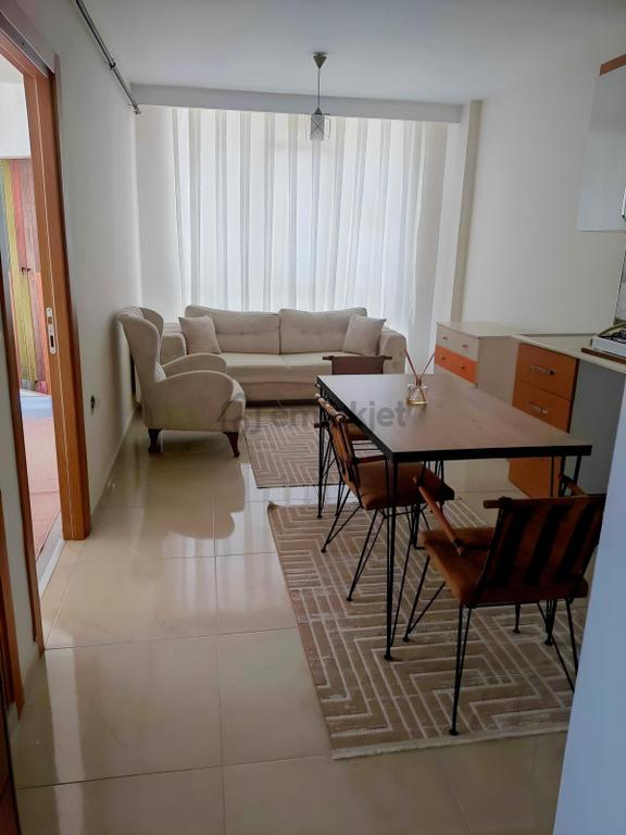 Ersay'dan Eşyalı Kiralık-1+1-arakat-çarşıya Yürüme Mesafesi 1