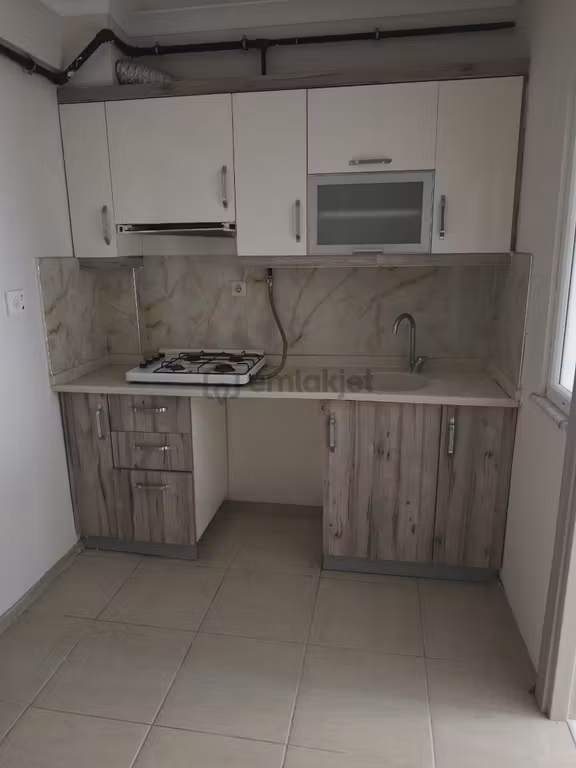 Büyükdere 1+1 Ayrı Mutfaklı Kiralık Daire 2