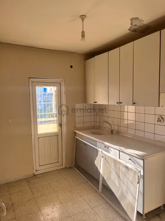 Adana Polis Okuluna Yakın Yüreğir Atakent Mahallesinde Kiralık 2+1 Boş Daire 2