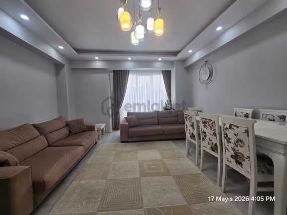 Fatih'te, Merkezi Konumda Satılık 3+1 Daire! 2
