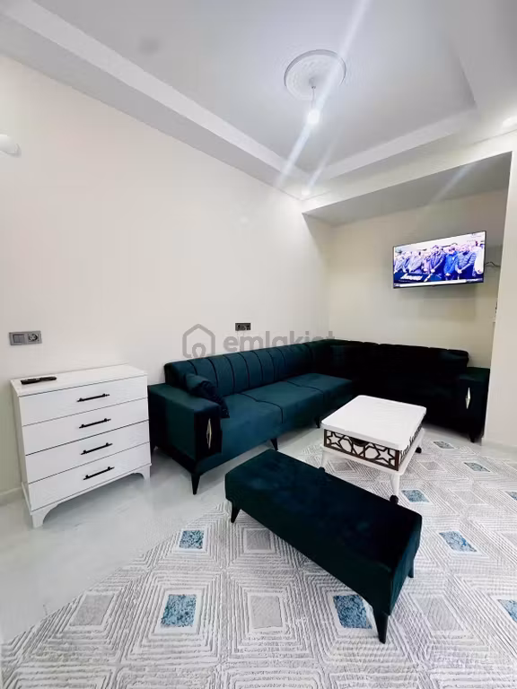 Hacılar Meydanında Abonelikleri Açık Kiralık Sıfır Eşyalı Daire 1