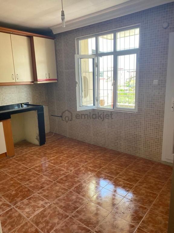 Adana Yüreğir Karacaoğlan Mahallesi 4+1 Geniş Balkonlu Kiralık Daire 2