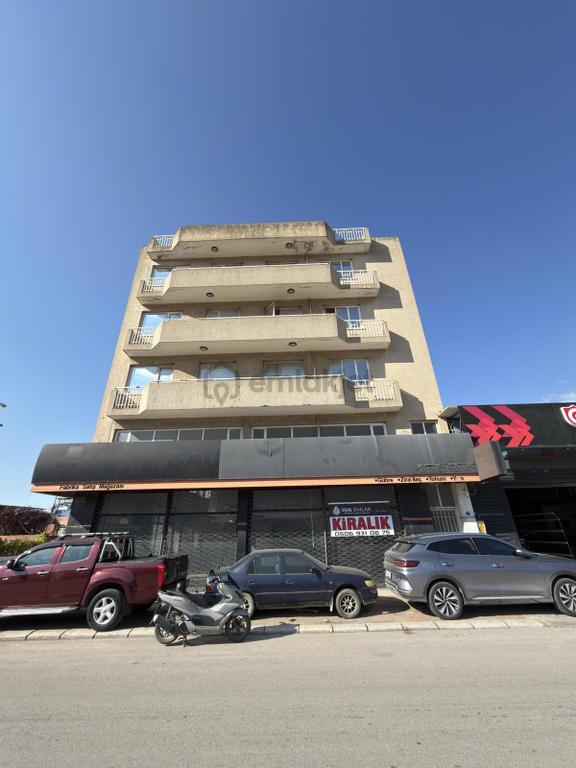 Işık Gayrimenkul'den Kiralık 480 M2 Soğuk Hava Depolu İşyeri 1