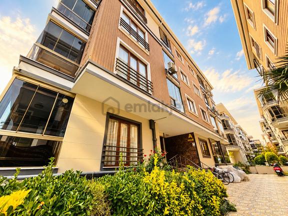 Yükselden Altınkumda Full Kredili Cam Balkonlu Asansörlü 1+1 1