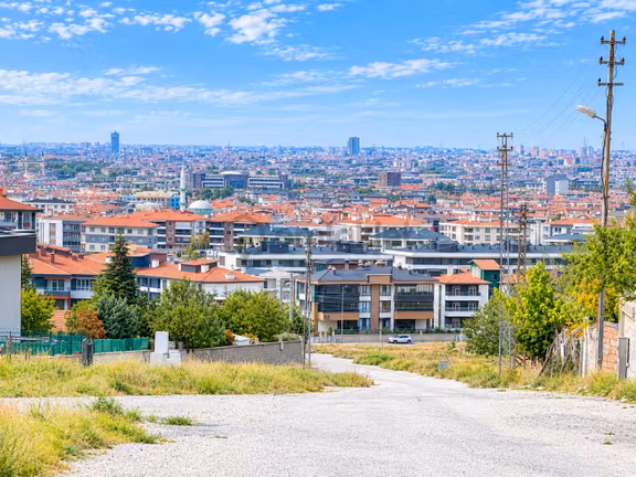 Selehattin Eyyubi Mahallesinde Konya Manzaralı Villalık Arsa 2