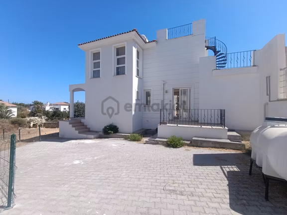 Satılık 3+1 Villa - Karşıyaka, Girne, Kuzey Kıbrıs 1
