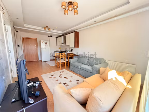 Han Emlak'tan Menderes Mah'de Full Eşyalı 1+1 Concept Daire 1