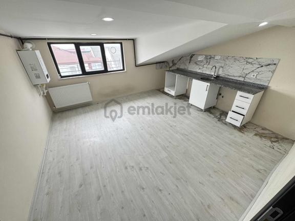 Arnavutköy Merkezde Kıralık Daıre 2