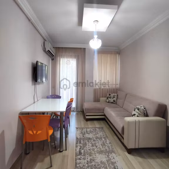 Elfiden Bahçelievler Mahallesi 1+1 Full Eşyalı Kiralık Daire 2