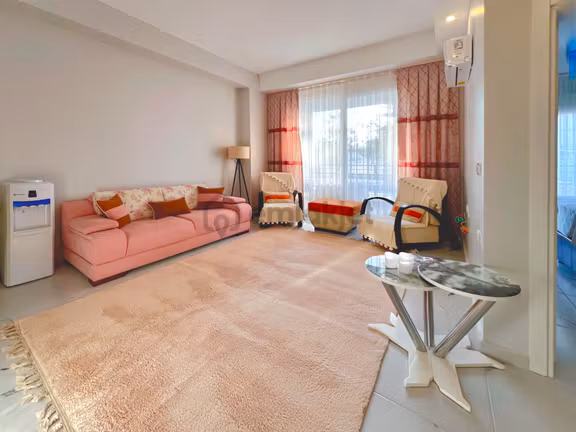 Alanya Avsallar'da Kısa Dönem Kiralamaya Uygun 1+1 Eşyalı Daire 1