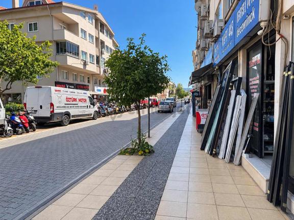 Yeniyol Caddesi Üzerinde 30+30 M² Asma Katlı Kiralık Dükkân 1