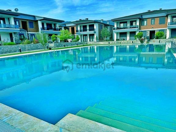 Uytundan Gürede Havuzlu Site İçinde Ultralüks Kiralık 1+1 Daire 1