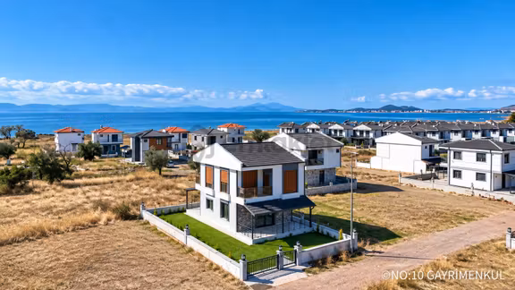 No:10’dan Denize 250 M, 220 M² Arsada, Tam Müstakil, Otoparklı 3+1 Dubleks Villa 1