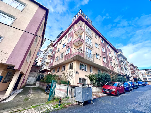 Ümraniye Çamlık'ta Finans Merkezine Komşu 2. Kat Kiralık 2+1 2