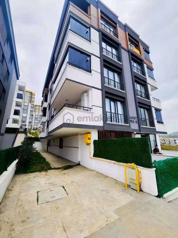Çamlıca İnşaat Emlak'tan Kiralık Lüks 2+1 Daire! 2