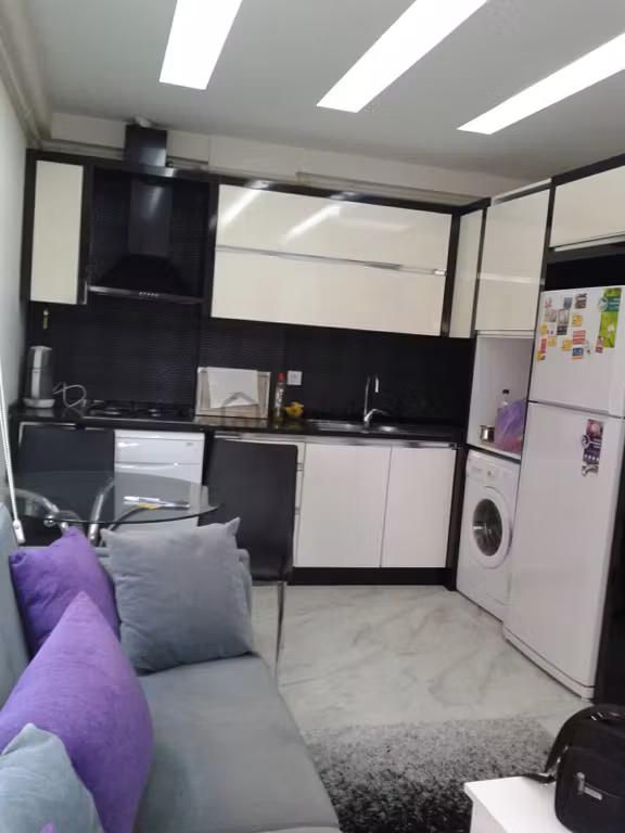 Ender Uysal Gayrimenkulden Sitelerde Foruma Yakın 1+1 Kiralık Klimalı Asansörlü Lüx Apart... 1
