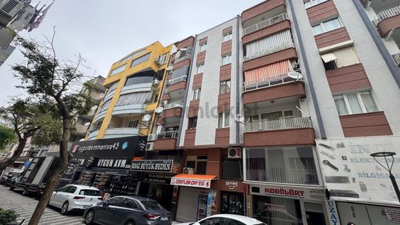Manisa Yarhasanlar Mh. Çarşı İçi Geniş 3+1 Satılık Daire 1