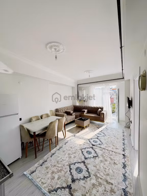 Van Beşyol Merkezde Kiralık 1+1 Sıfır Eşyalı Daire 2