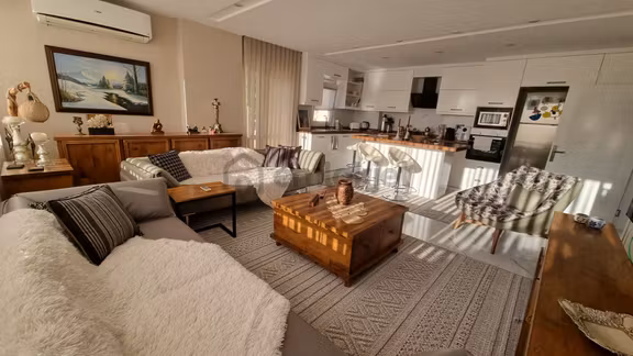 Alanya Cikcilli'de Aktiviteli Sitede Eşyalı 110 M² 2+1 Daire 1