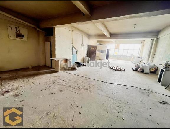 Siteler'de 175m 1. Kat Ön Cephe Cadde Üstü Kiralık Dükkan 2