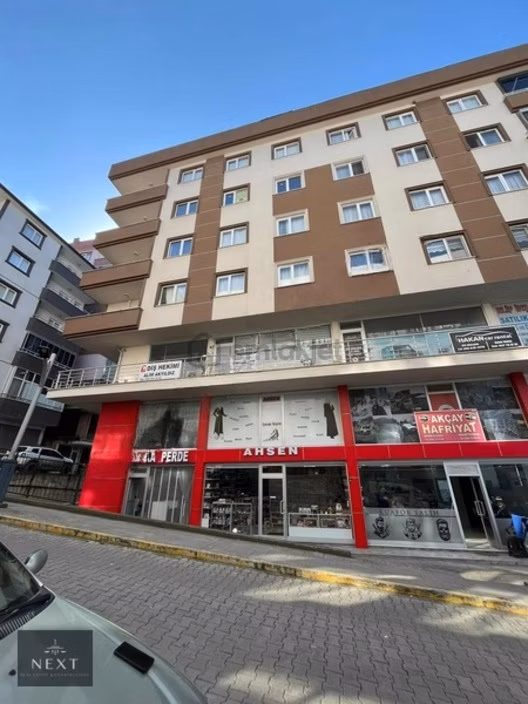 Düzköy Merkezde 3+1 Asansörlü Daire ... 2