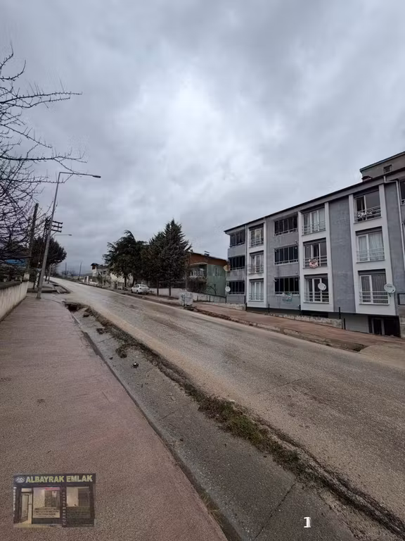 Albayrak'tan Ara Kat Kiralık Eşyalı 1+1 Daire 2