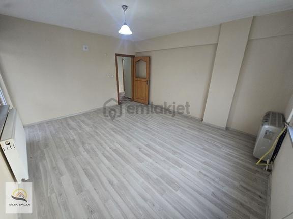 Kapaklı'nın Tam Kalbinde Full Ön Cephe 3 Balkon Güney Cephe 2+1 1