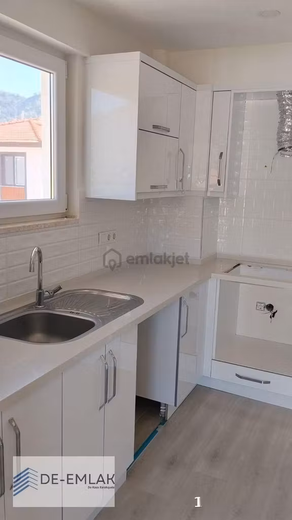 De Emlak'tan Caylıda Kiralık 2+1 Daire 1