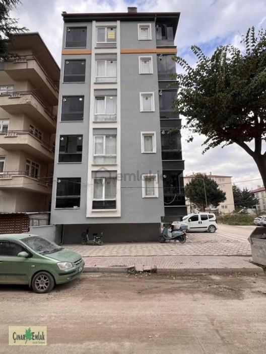 Çınar Emlak'tan Kiralık Eşyalı 1+1 Daire 1