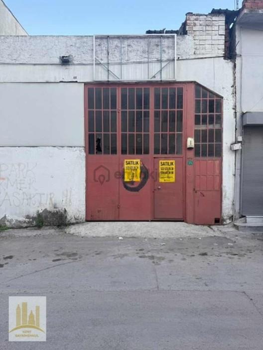 Küçük Balıklıda Satılık Fabrika Depo 130m² Bahçeli 1