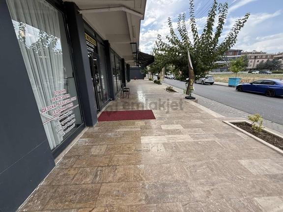 Kiralık 520 Metrekare Depolu Dükkan-mağaza Cadde Üstü 1
