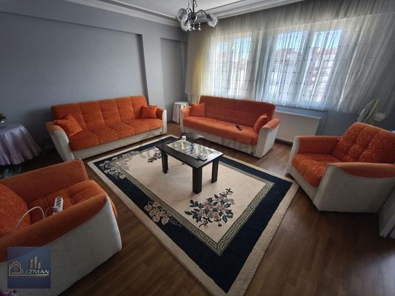 Uzman Emlak'tan 2+1 Asansörlü Doğalgazlı Eşyalı Kiralık Daire 2