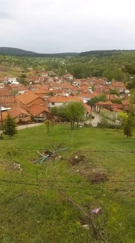 Yerleşim Yanında 1520 M² Ekime Biçime Uygun Arazi Karsak Mah. 1