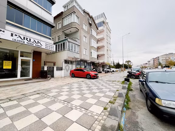 Çerkezköy Namık Kemal Bulvarı Üzerinde Satılık Depolu Dükkan 2