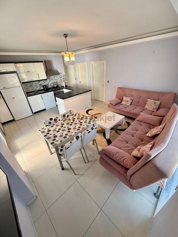 Sürekli Kiralık Muhteşem Konumda 2+1 Asansörlü Eşyalı Daire ! 1