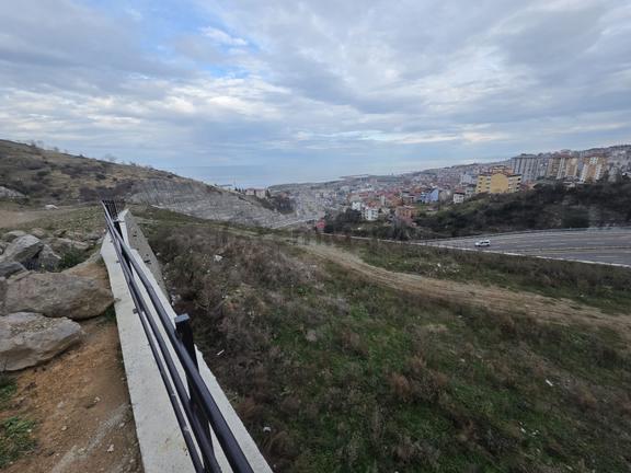 Çukurçayırda Düğün Salonu İmarlı 1100 M2 Kiralık Arsa 2